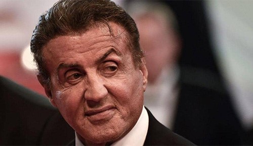 ستالون: شوارزنيغر كشف سوء وضعي وإعاقة كادت تحرمني من التمثيل