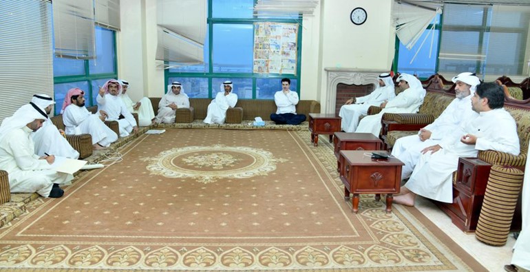 وزير التجارة قام بجولة بميناء الشعيبة :قطاع الموانئ يمثل ركيزة مهمة في خطة التنمية بالكويت