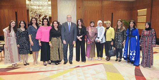 السفير الأميركي يشيد بتأكيد الأمير في كلمته بالعشر الأواخر على وحدة الصف الخليجي