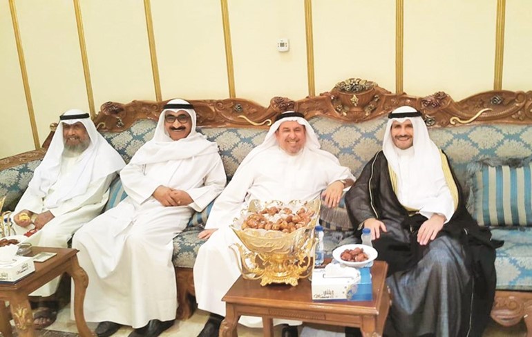 الشيخ عبدالله ناصر صباح الأحمد وعبدالهادي الريضة وبو ظاهر الخالدي وفهد الشمالي﻿