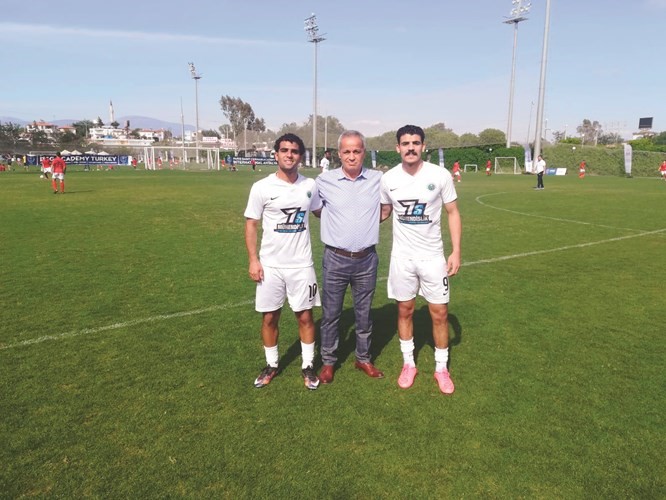 محمد المكاوي وهشام البنا محترفان بانطاليا هال سبور التركي من نتاج الأكاديمية  ﻿