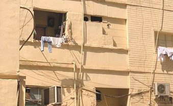 أحد العقارات المخالفة في العاصمة﻿