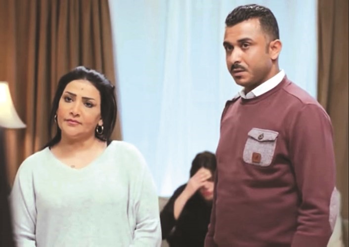 فؤاد حسني مع بدرية طلبة في مسلسل أنا عندي نص﻿