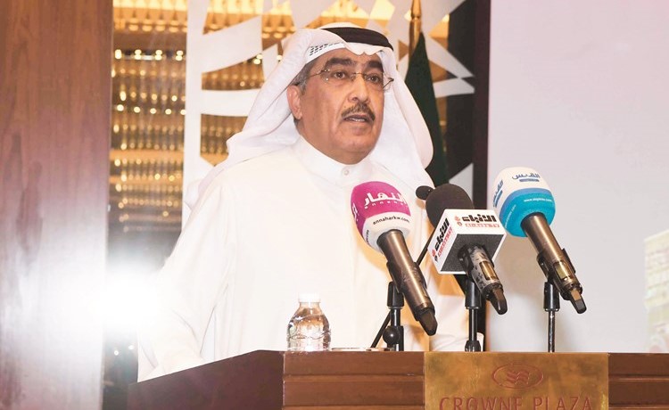 أمين رابطة الصداقة الكويتية - الإيرانية الزميل عدنان الراشد يلقي كلمة الرابطة﻿