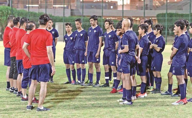 ناشئو الازرق في تدريب سابق ﻿