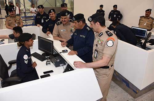 وكيل وزارة الداخلية الفريق عصام سالم النهام يقوم بجولة تفقدية لقطاع المرور والعمليات وقطاع المنافذ في مطار الكويت الدولي
