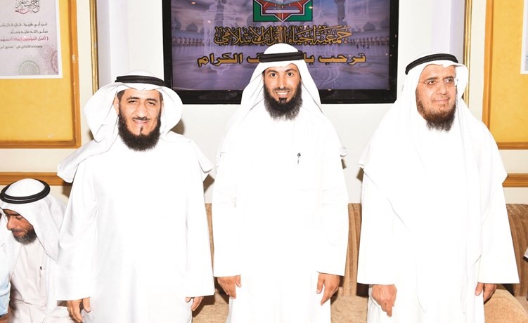 م.فريد عمادي وم. طارق العيسى والمحامي احمد البديح﻿