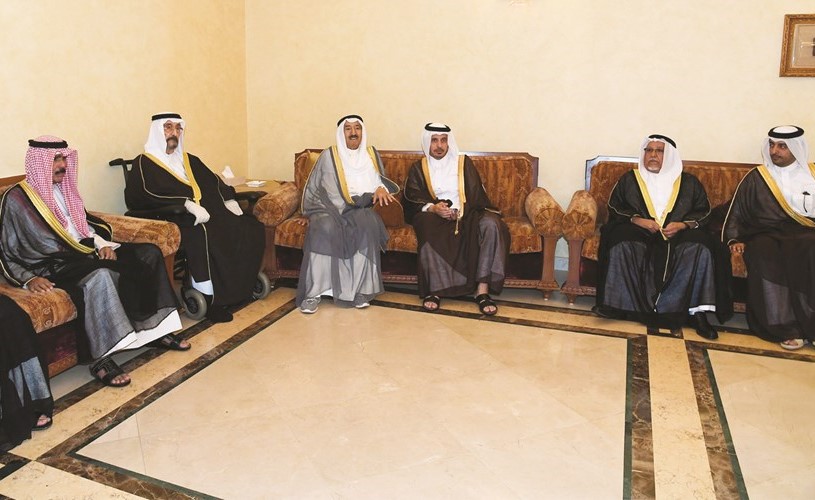صاحب السمو الأمير الشيخ صباح الأحمد وسمو الشيخ سالم العلي وسمو ولي العهد الشيخ نواف الأحمد لدى استقبالهمرئيس مجلس الوزراء ووزير الداخلية في قطر الشيخ عبدالله بن ناصر بن خليفة آل ثاني﻿