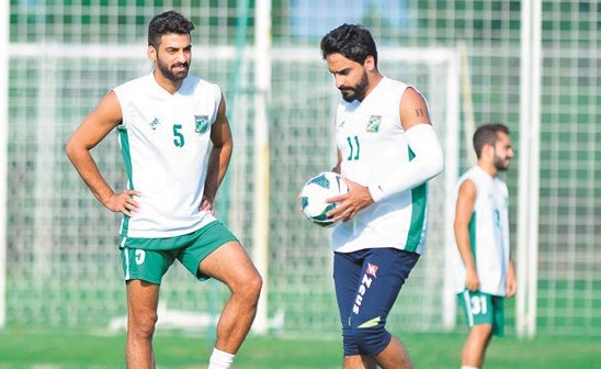 العربي يستقبل مدربه خلال يومين