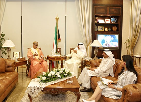 الجارالله خلال لقائه السفير العماني عدنان الأنصاري