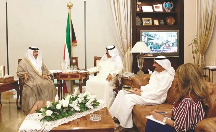 خالد الجارالله مستقبلا السفير صقر الريسي﻿