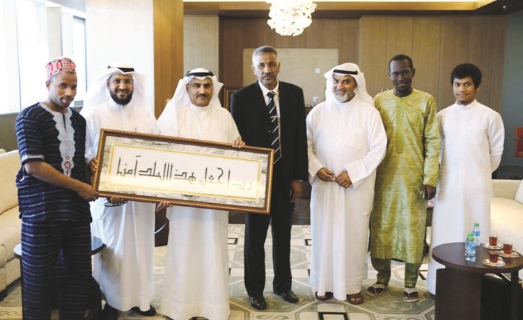 د.سعود الحربي مستقبلا وفد إدارة التعليم الديني﻿