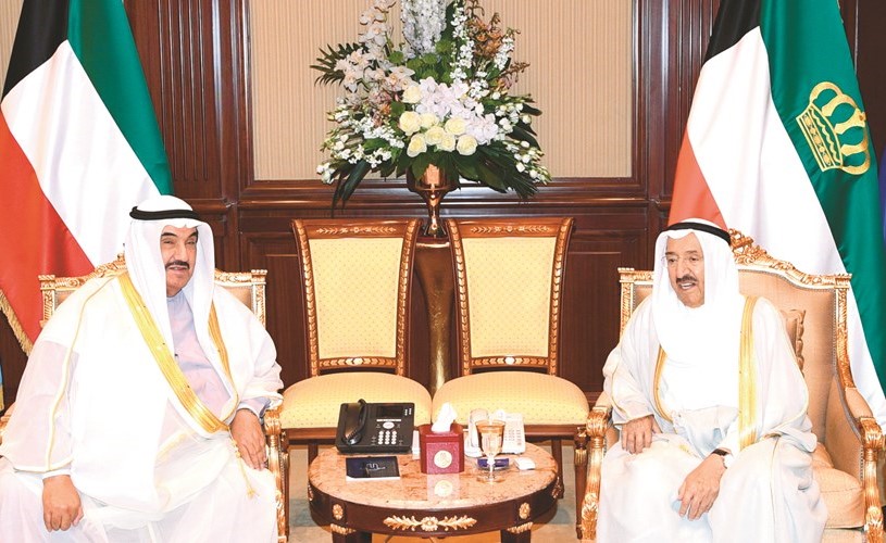 صاحب السمو الأمير الشيخ صباح الأحمد مستقبلا سمو الشيخ ناصر المحمد﻿