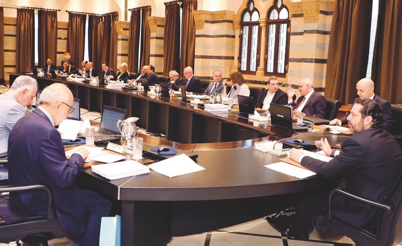 ﻿رئيس مجلس الوزراء سعد الحريري مترئسا جلسة مجلس الوزراء في السراي الحكومي	(محمود الطويل)﻿