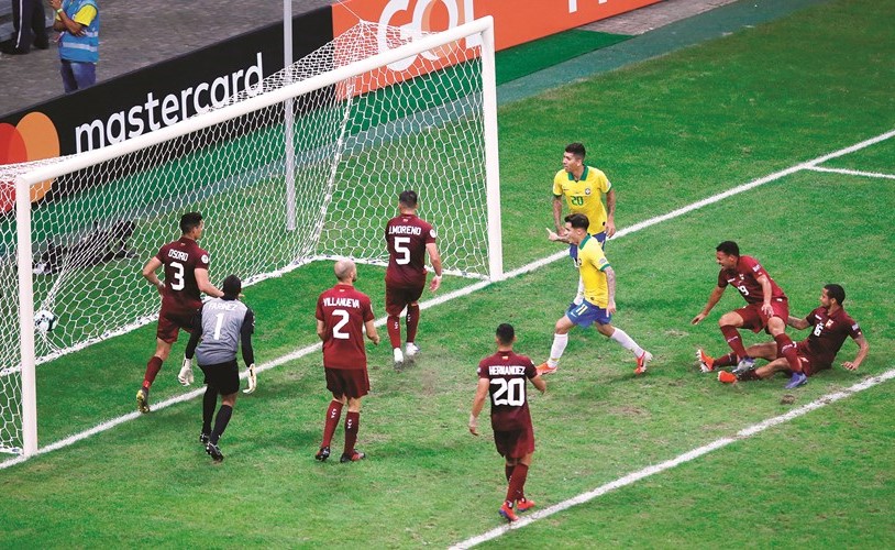 الـ «VAR» يعاند «السيلساو» أمام فنزويلا