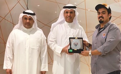 كلية العلوم الإدارية كرّمت طلبة برنامج «رعاية الموهوبين»