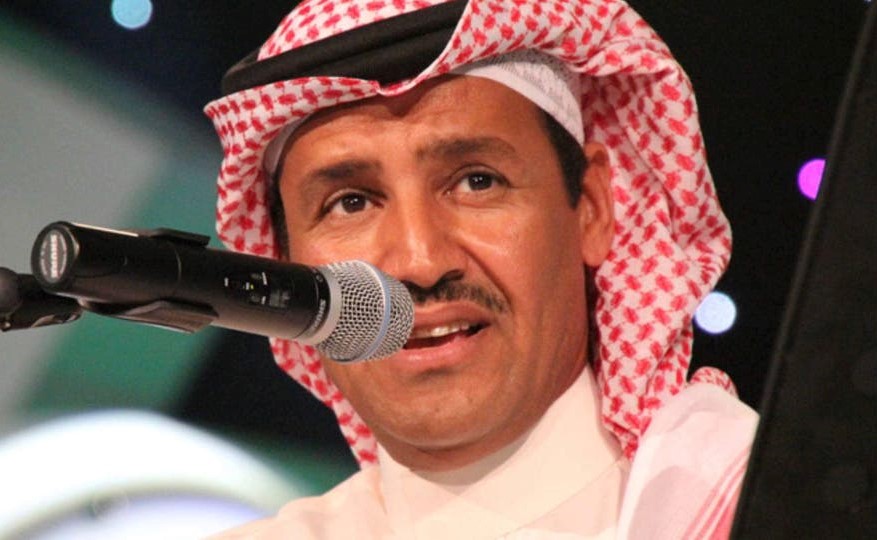 بالفيديو.. خالد عبدالرحمن يردد أغنية عبادي الجوهر مع الجمهور