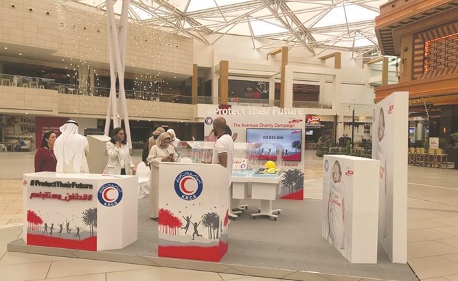زوار «الأﭬنيوز» يساهمون في إنجاح حملة «لنحتضن مستقبلهم» الخيرية