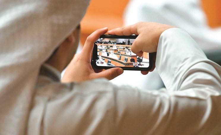 لقطة من إحدى جلسات المجلس﻿