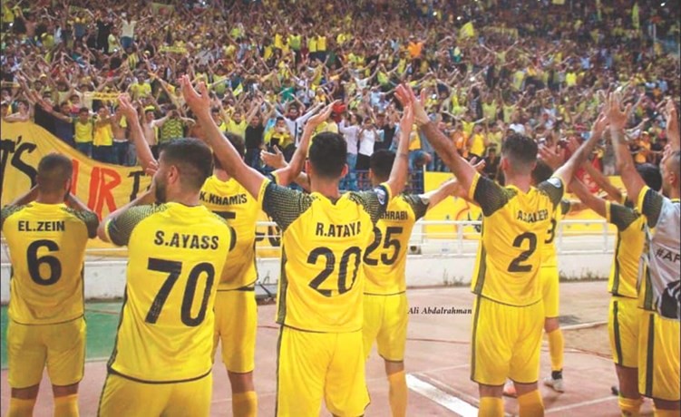 لاعبو العهد يحيون جمهورهم بعد مباراة الوحدات﻿