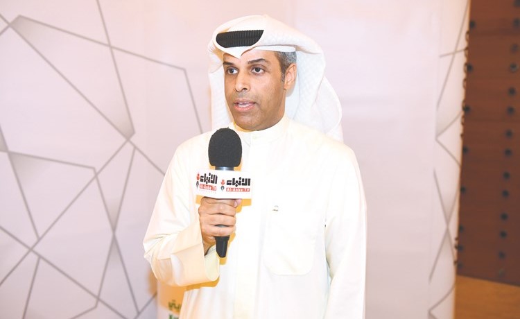 الوزير د.خالد الفاضل متحدثا إلى الأنباء	﻿
