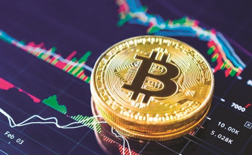 «بيتكوين» تقفز لأعلى مستوى في 18 شهراً وتربح 22.5 مليار دولار خلال ساعات