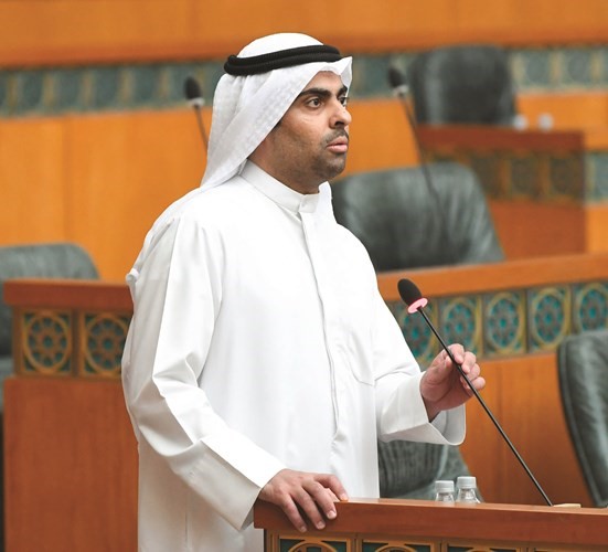 رياض العدساني﻿