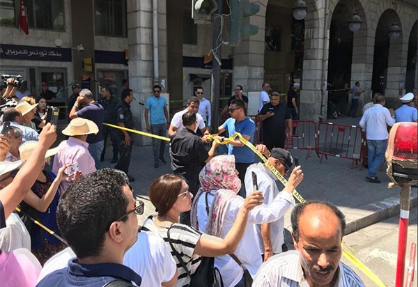 بالفيديو والصور..قتلى وجرحى في تفجيرين انتحاريين استهدفا العاصمة التونسية