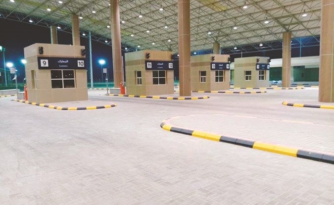 منفذ الرقعي طاقته الاستيعابية 12 ألف مركبة يوميا﻿