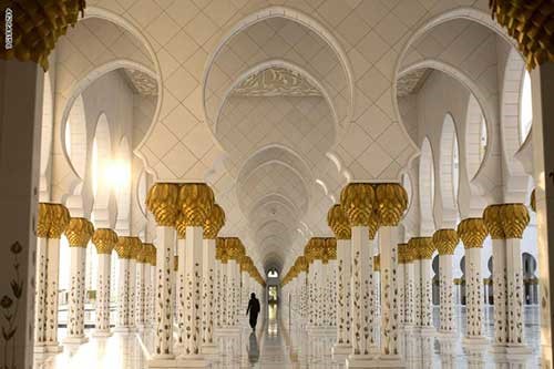 من أبوظبي إلى الكويت مروراً بعُمان والبحرين.. إليك الوجهات السياحية الأكثر زيارة في الخليج