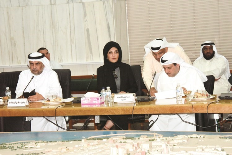 جانب من ممثلي الجهات المشاركة في الورشة ﻿