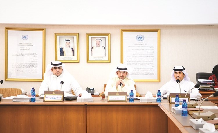فراج العربيد وعبدالوهاب البابطين ود.عبدالكريم الكندري﻿