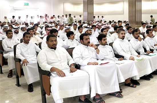 "الحرس" يفتح باب القبول في ست دورات عسكرية