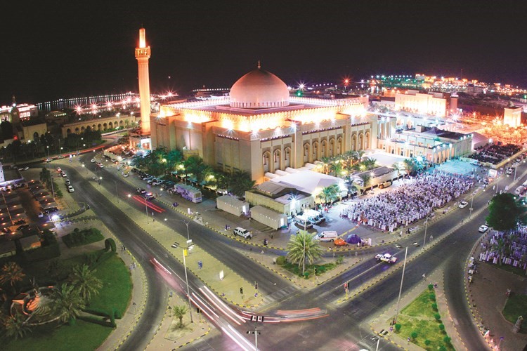 المسجد الكبير منارة إسلامية متكاملة لترسيخ الدين الصحيح﻿
