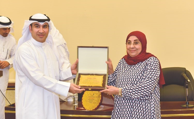 تهنئة أ.د.سعاد العبدالوهاب من جمعية الإعلاميين الكويتية ﻿