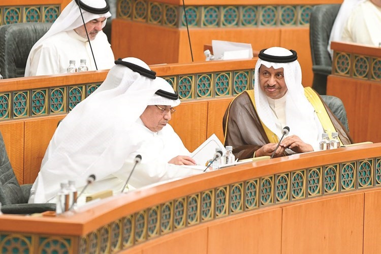 سمو الشيخ جابر المبارك والشيخ خالد الجراح ود. فهد العفاسي ﻿