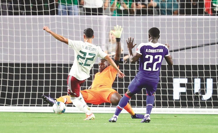 المكسيك توقف هايتي وتتأهل لنهائي الكأس الذهبية