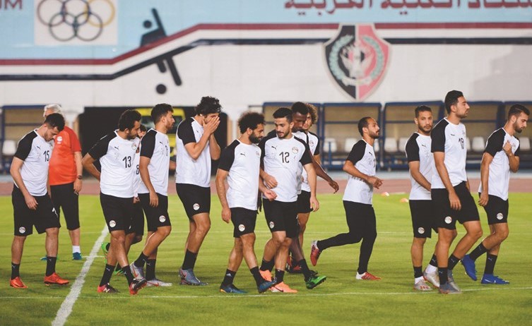 رمزي: لاعبو «الفراعنة» اعترفوا بتراجع الأداء