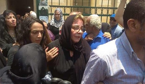 بالفيديو.. مها أبو عوف تكشف تفاصيل اللحظات الأخيرة لشقيقها وحقيقة وصيته بحرق أفلامه