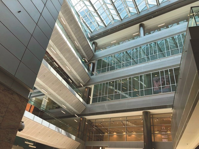 جامعة الكويت تتسلم كلية الهندسة والبترول في مدينة صباح السالم الجامعية