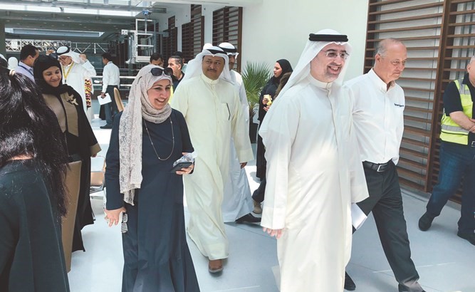 جامعة الكويت تتسلم كلية الهندسة والبترول في مدينة صباح السالم الجامعية