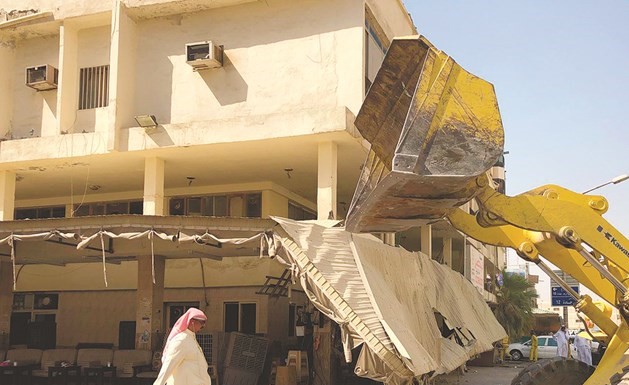 جانب من إزالة التعديات في السالمية﻿