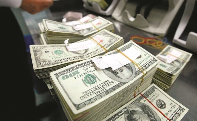 الهند تتصدر قائمة تحويلات العمالة بالخارج عالمياً .. ومصر الأولى عربياً