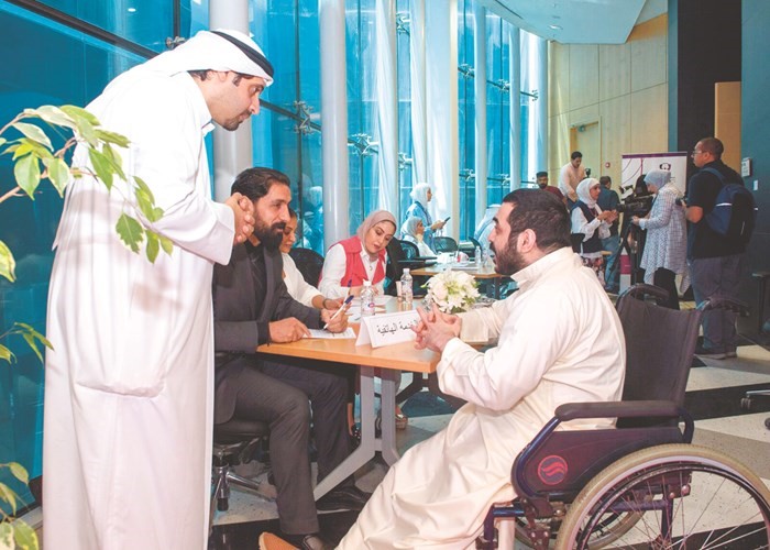 «الخليج» وقطاع العمالة الوطنية في «القوى العاملة» يعقدان أول معرض وظيفي لذوي الاحتياجات الخاصة