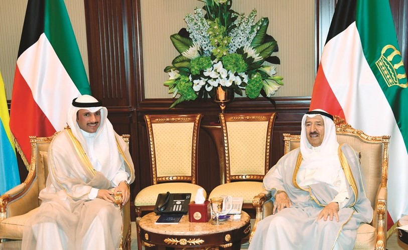 صاحب السمو الأمير الشيخ صباح الأحمد مستقبلا مرزوق الغانم ﻿