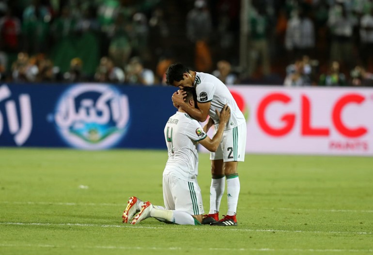 "محاربو الصحراء" يلحقون بالسنغال إلى نهائي كأس افريقيا