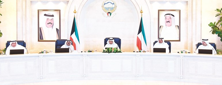 ﻿سمو رئيس الوزراء الشيخ جابرالمبارك مترئسا جلسة مجلس الوزراء ﻿