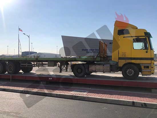 "الطرق" بدأت تطبيق قرار فرض الرسوم على الشاحنات المستخدمة لجسر جابر