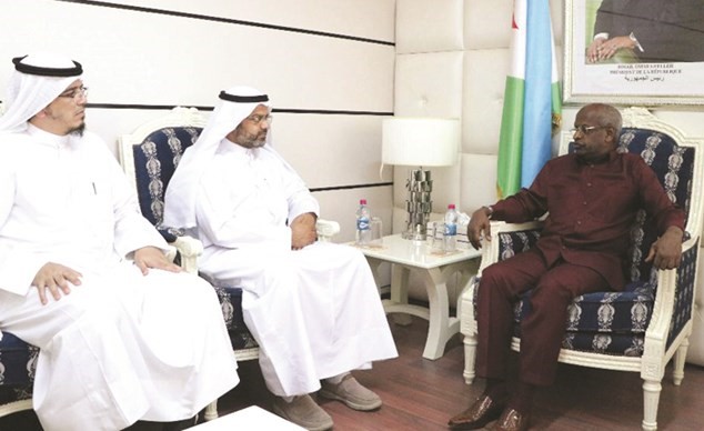 رئيس وزراء جيبوتي مستقبلا د.تركي الحميدي ومحمد الرشيدي﻿