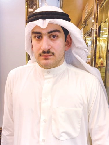 ﻿عبدالعزيز ميرزا﻿